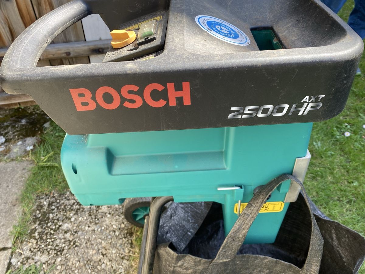 Bosch Déchiqueteuse: Bosch Häksler – D'occasion à Bächli (Hemberg) par aika012 3