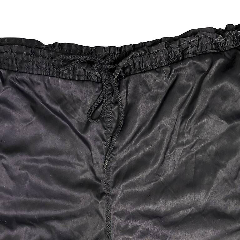 Adidas Pantaloni: Vintage Adidas Shorts – Usato da Zürich venduto da deflipper 2