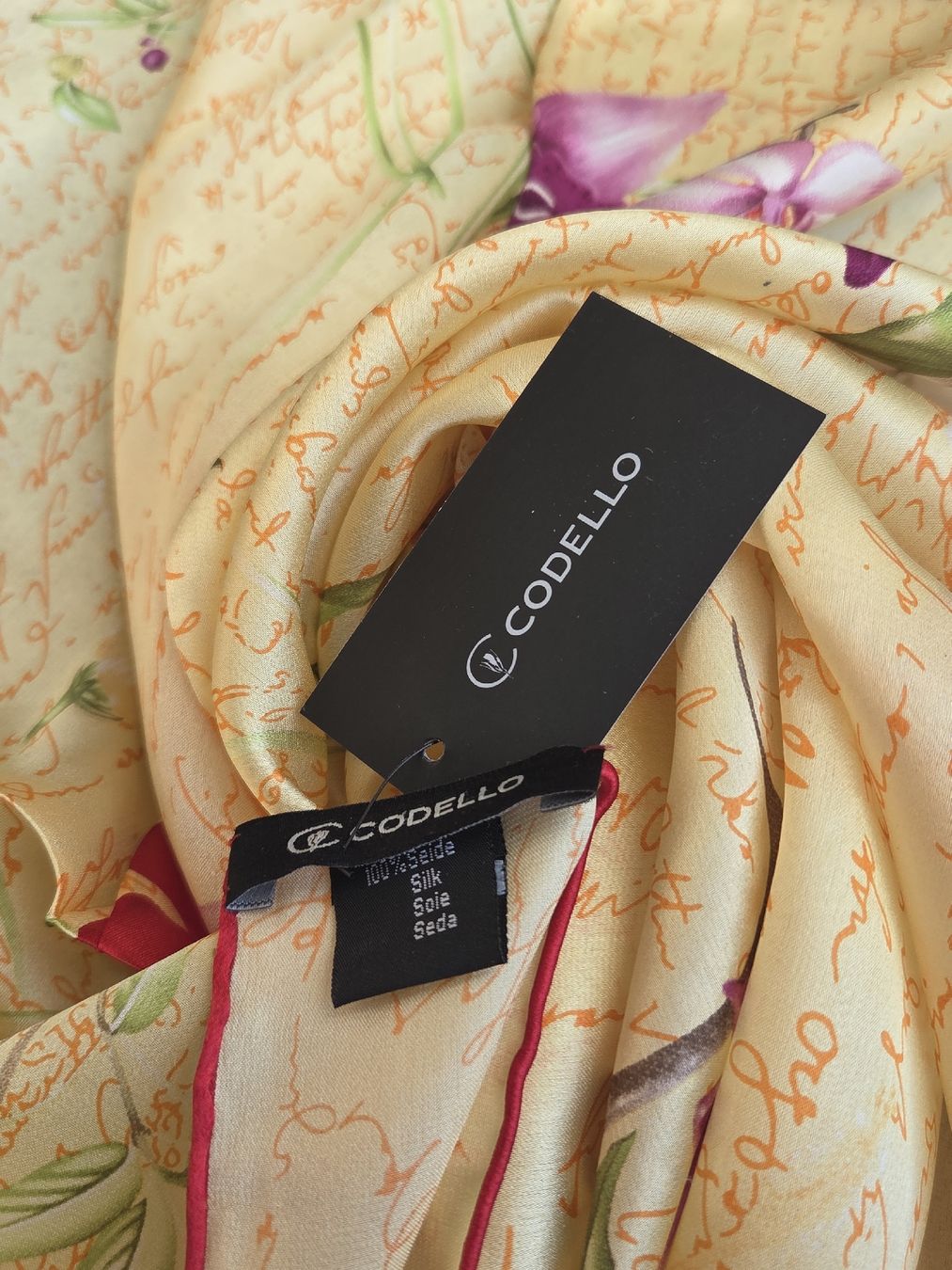 Codello Foulard & Sciarpe: Seidenfoulard Codello 88 x 88 cm, handrolliert – Nuovo e nell'imballaggio originale da Frauenfeld venduto da Schenken-mit-Herz 2