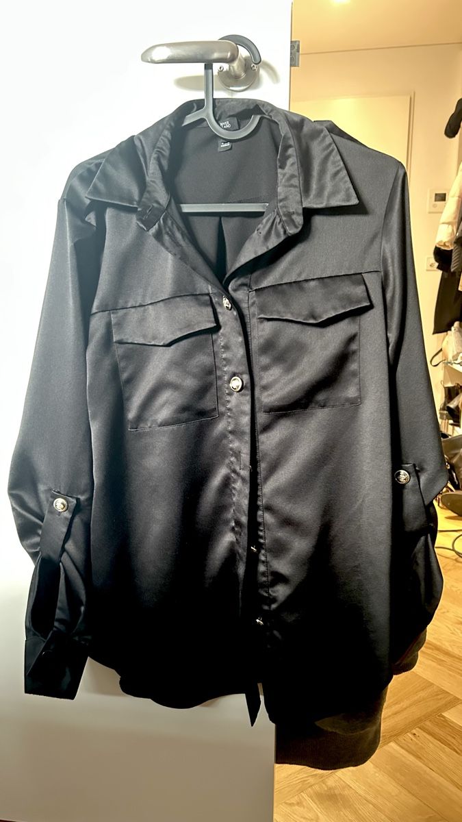 Camicette: River Island satin blouse – Nuovo (secondo la descrizione) da Zürich venduto da gol_zrr2