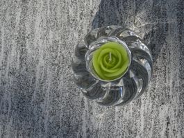 Aus der Glasvitrine: Formschöner Design-Kerzenhalter