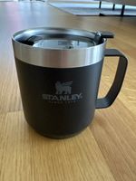 Stanley Thermobecher mit Henkel, Classic Legendary Camp Mug