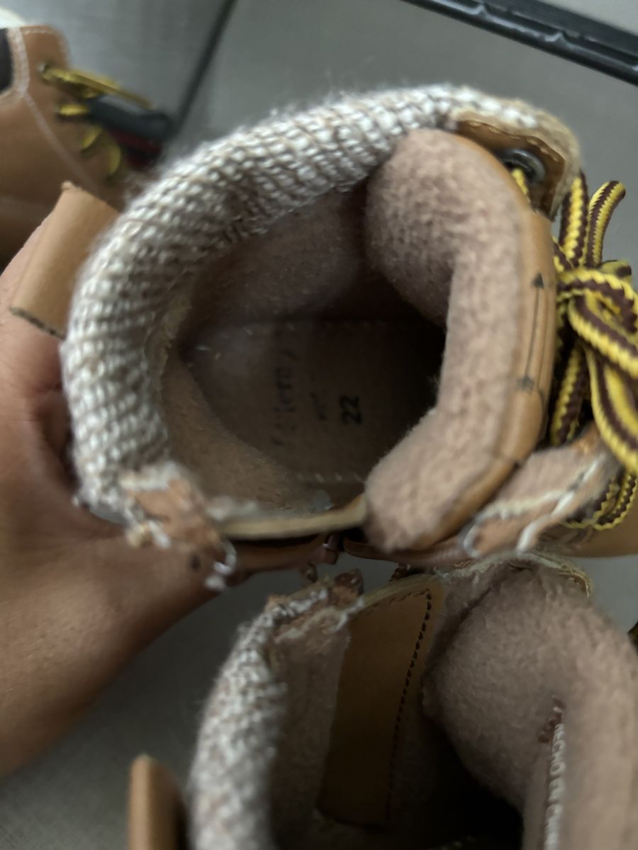Chaussures hommes: Kinderschuhe – D'occasion à volketswil par Sisi521 3