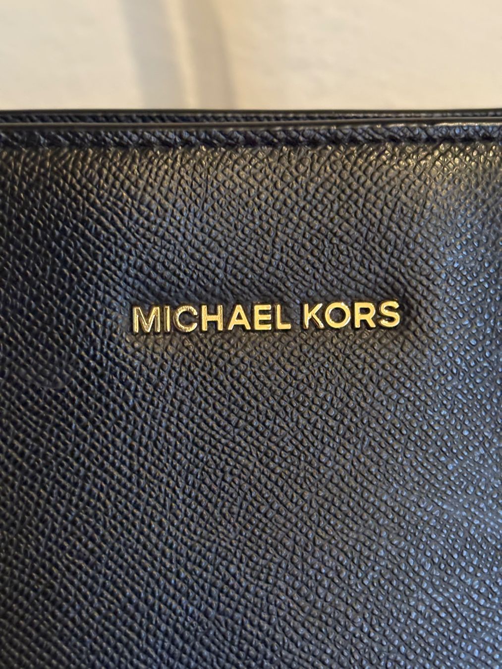 Michael Kors Borse da donna: Schwarz Lederhandtasche - Michael Kors – Usato da Langnau am Albis venduto da mha_2mts 5