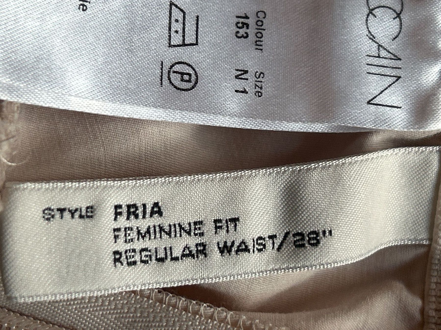 Marc Cain Pantalons: Sommerhose hellbeige von Marc Cain Gr. W28 – D'occasion à Brunnen par Nala2929 8