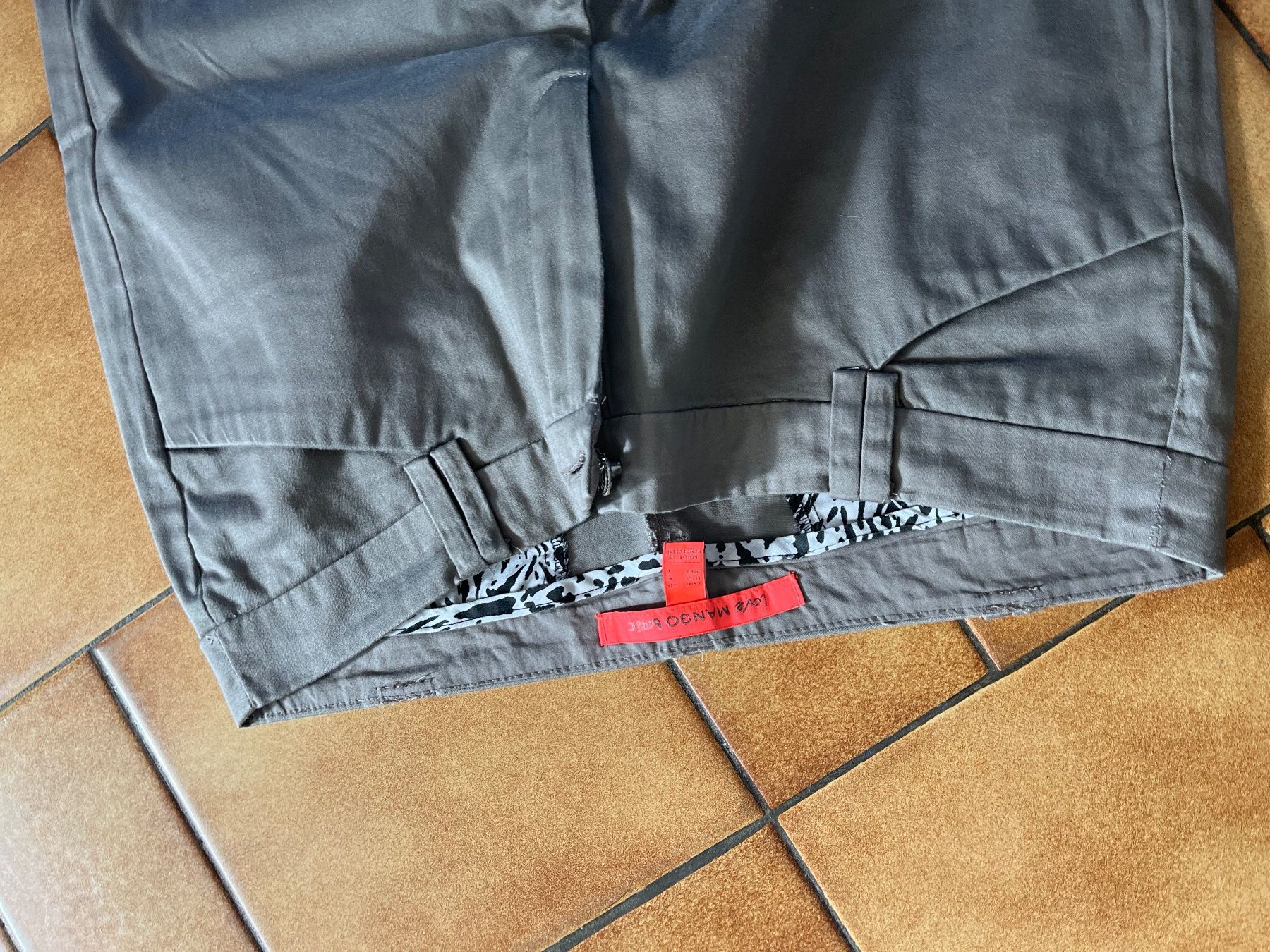 Hosen: Pantalon Mango Taille Taille 40 – Gebraucht aus Veyrier von kimedovapa 1