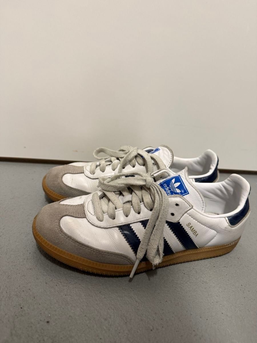 Adidas Scarpe da donna: Adidas Samba – Usato da Basel venduto da Steurwald.Noemi