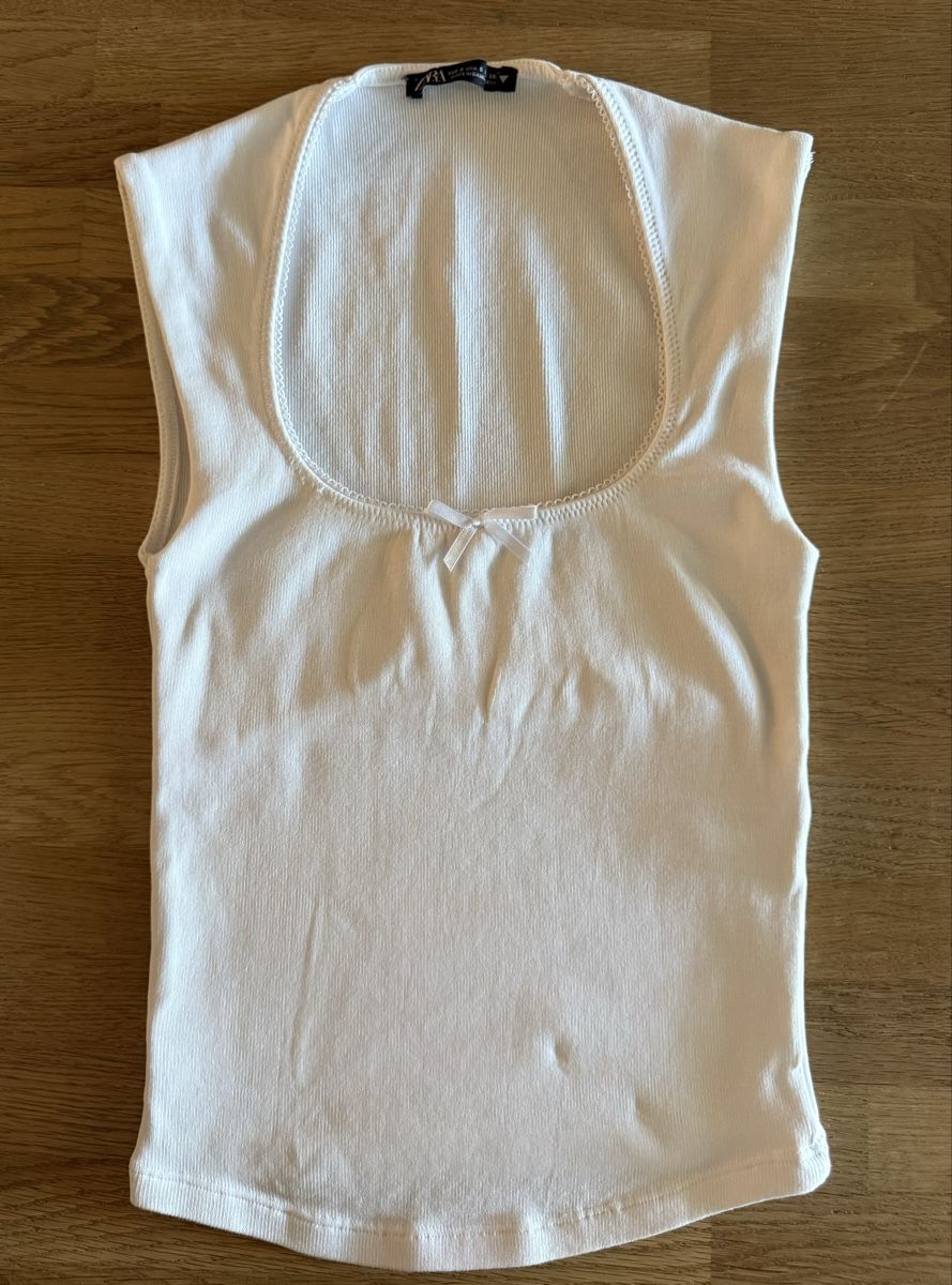 Zara Tops: ZARA, Top, Grösse S  – D'occasion à Anglikon par Haraldinho