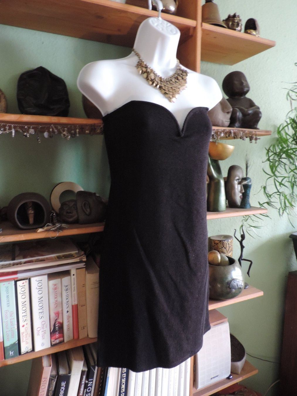 Vestiti: robe noire moulante – Usato da Genève venduto da Axelle333 4