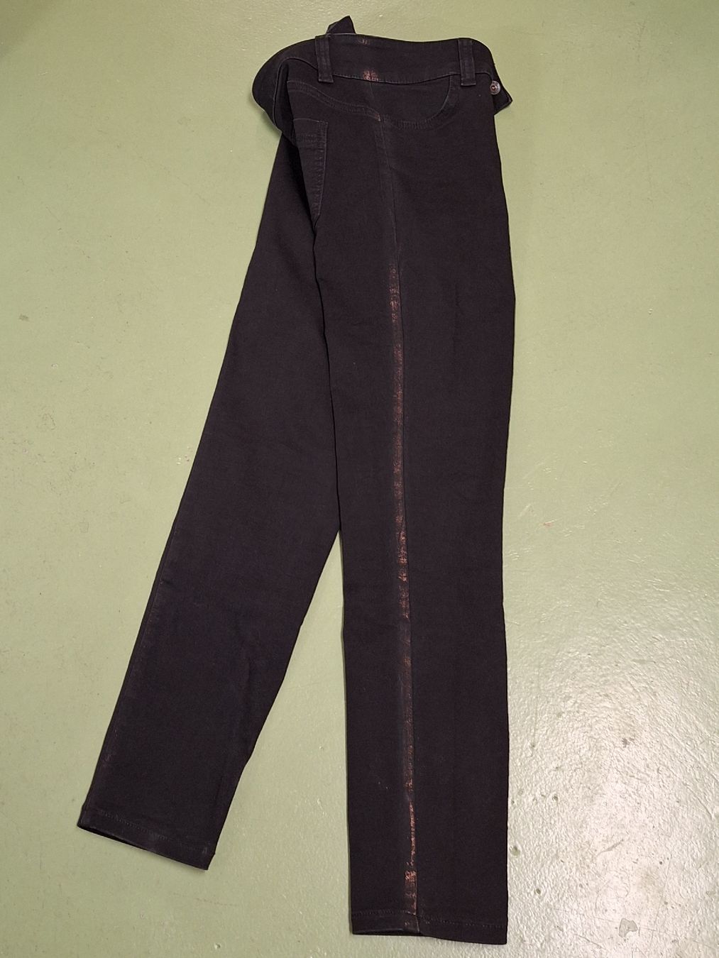 Jeans: Schwarze Jeans – Usato da Niederglatt ZH venduto da Bobsli 2