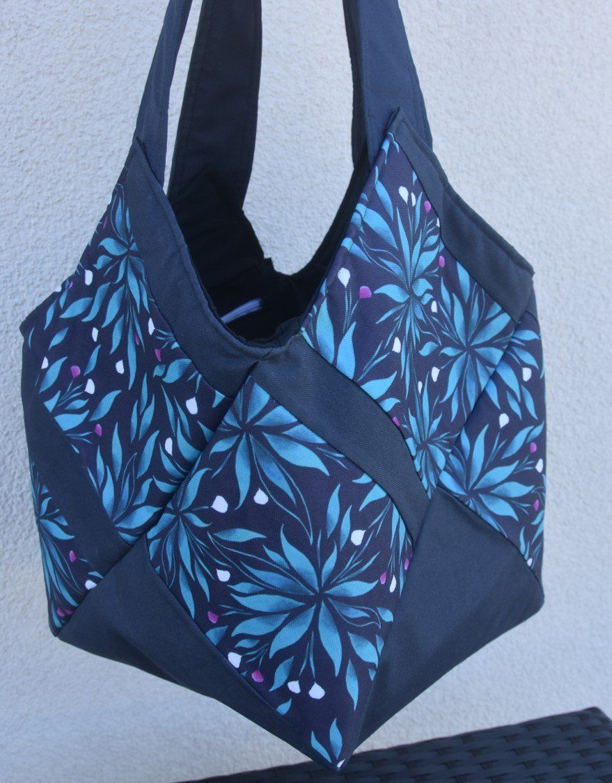 Taschen: Shopper- oder Bade-Tasche mit Wasserabw. Stoff mit Täschchen – Neu (gemäss Beschreibung) aus St. Gallen von Elmarotto 4