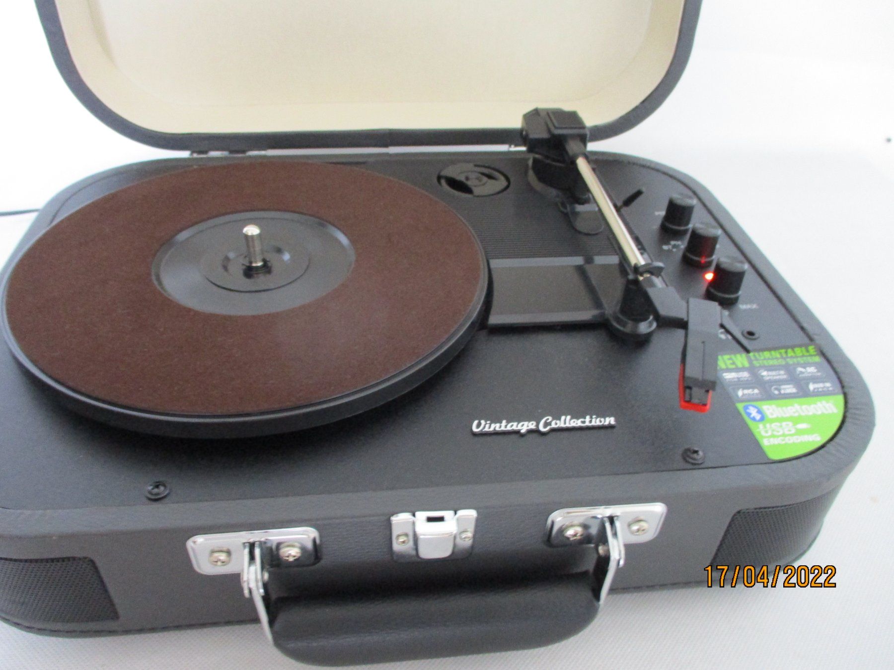 Giradischi: Muse MT-201 DG Stereo-Plattenspielersystem mit Bluetooth – Usato da Liestal venduto da Disc-Point 5