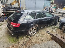 Audi A6 Avant 3.0 TDI quattro schwarz