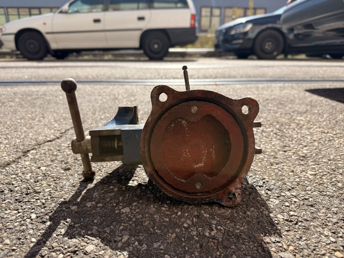 Alle Werkzeuge: Schraubstock - 10cm Spannweite – Gebraucht aus Liestal von Tschopp77 5
