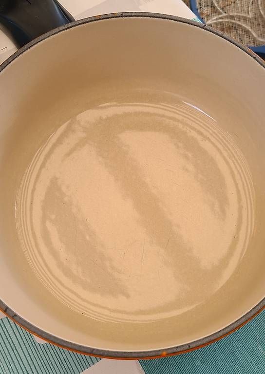 Le Creuset Pentole: Caquelon le Creuset – Usato da Estavayer-Le-Lac venduto da limo-nade 2