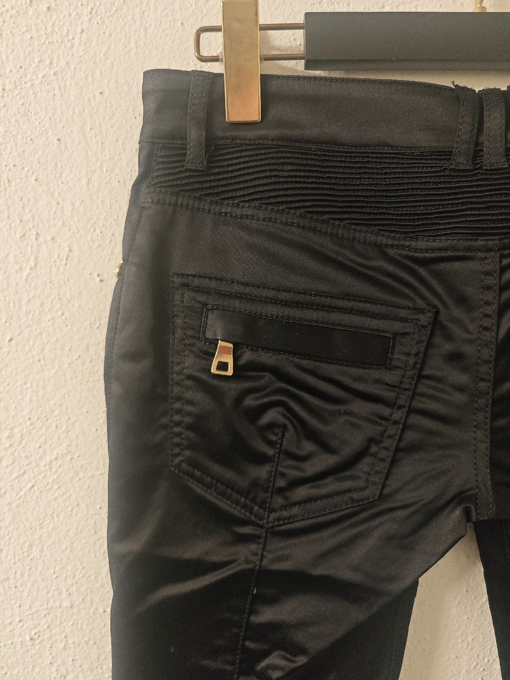 Balmain Pantaloni: BALMAIN Hosen Biker Style – Usato da Erlenbach ZH venduto da nlh 4