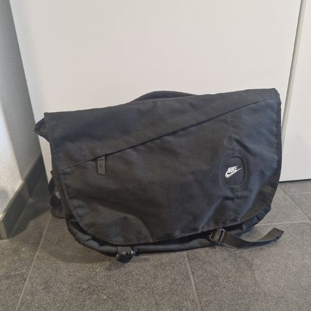 Vintage Nike Messenger Cordura Laptop Tasche