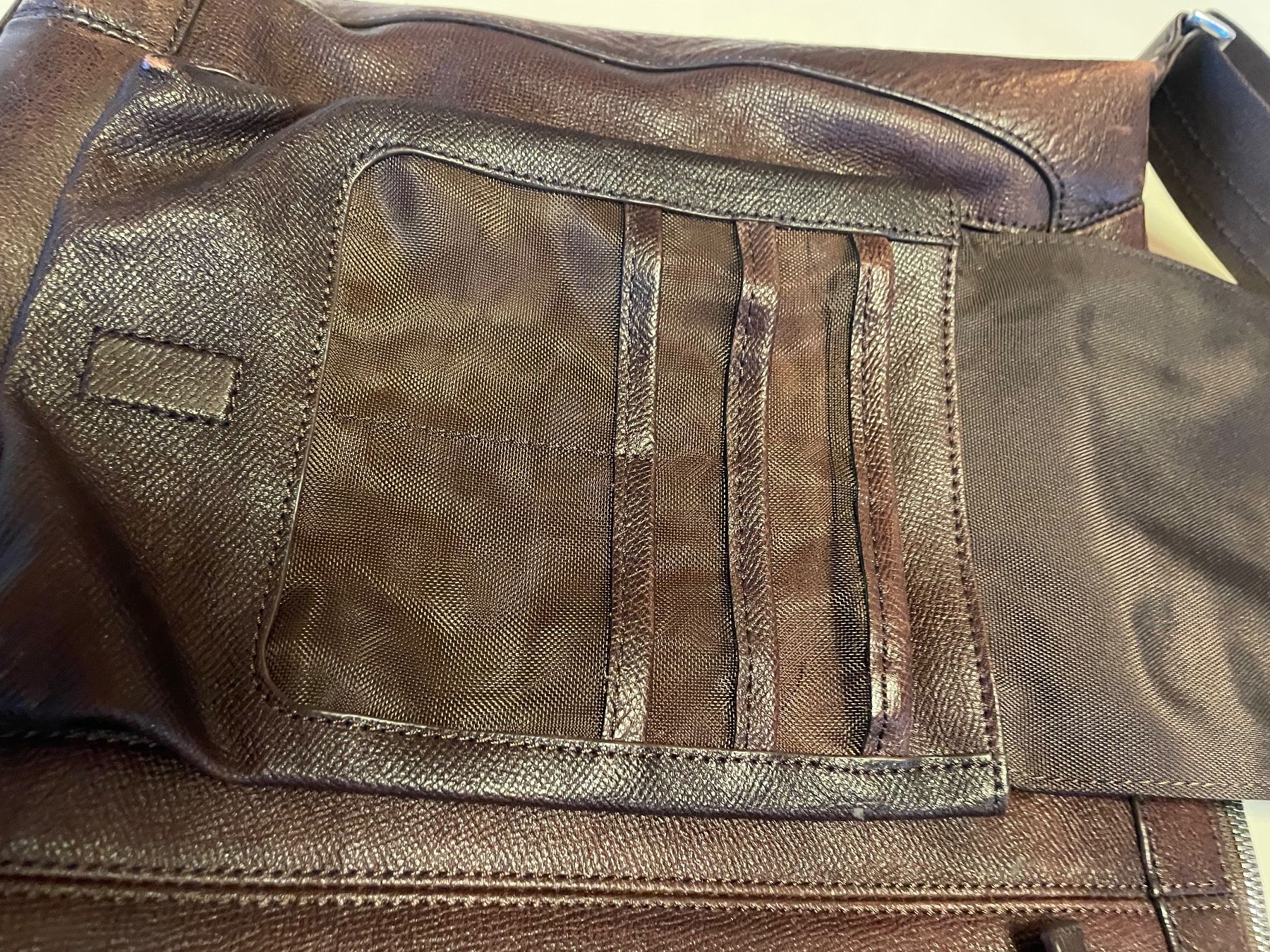 Valigie & Borse: Picardo leder Aktentasche oder Laptoptasche OP 130sfr – Usato da Embrach venduto da xenovolcano 4