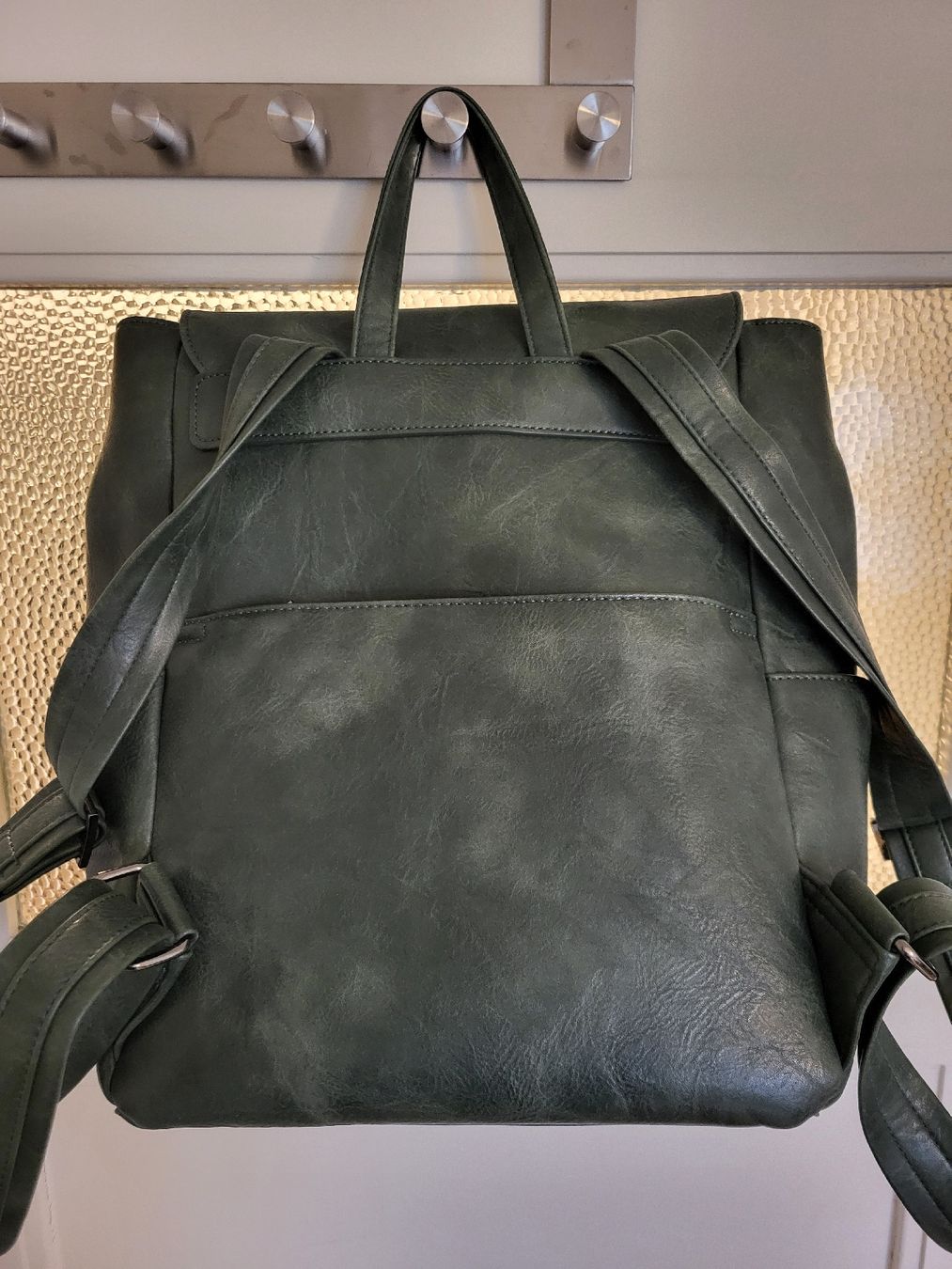 Zaini: Stabiler Rucksack in Olivgrün  – Usato da Olten venduto da Greenbaglady 1
