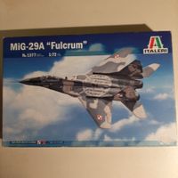 1990 ... MIG-29 Fulcrum ... Italeri 1377