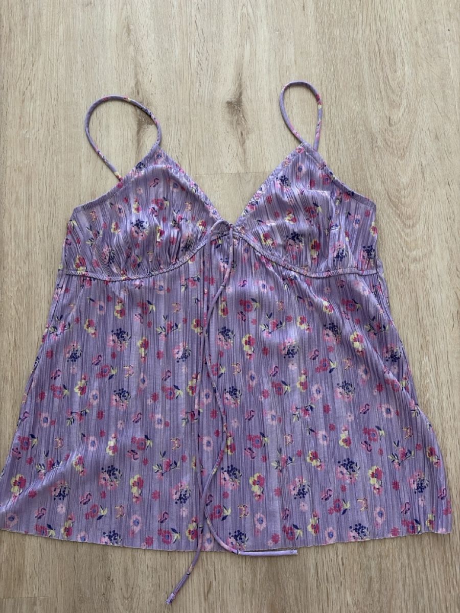 Top: Flowy Sommertop – Usato da Rütihof venduto da liv_k2bp