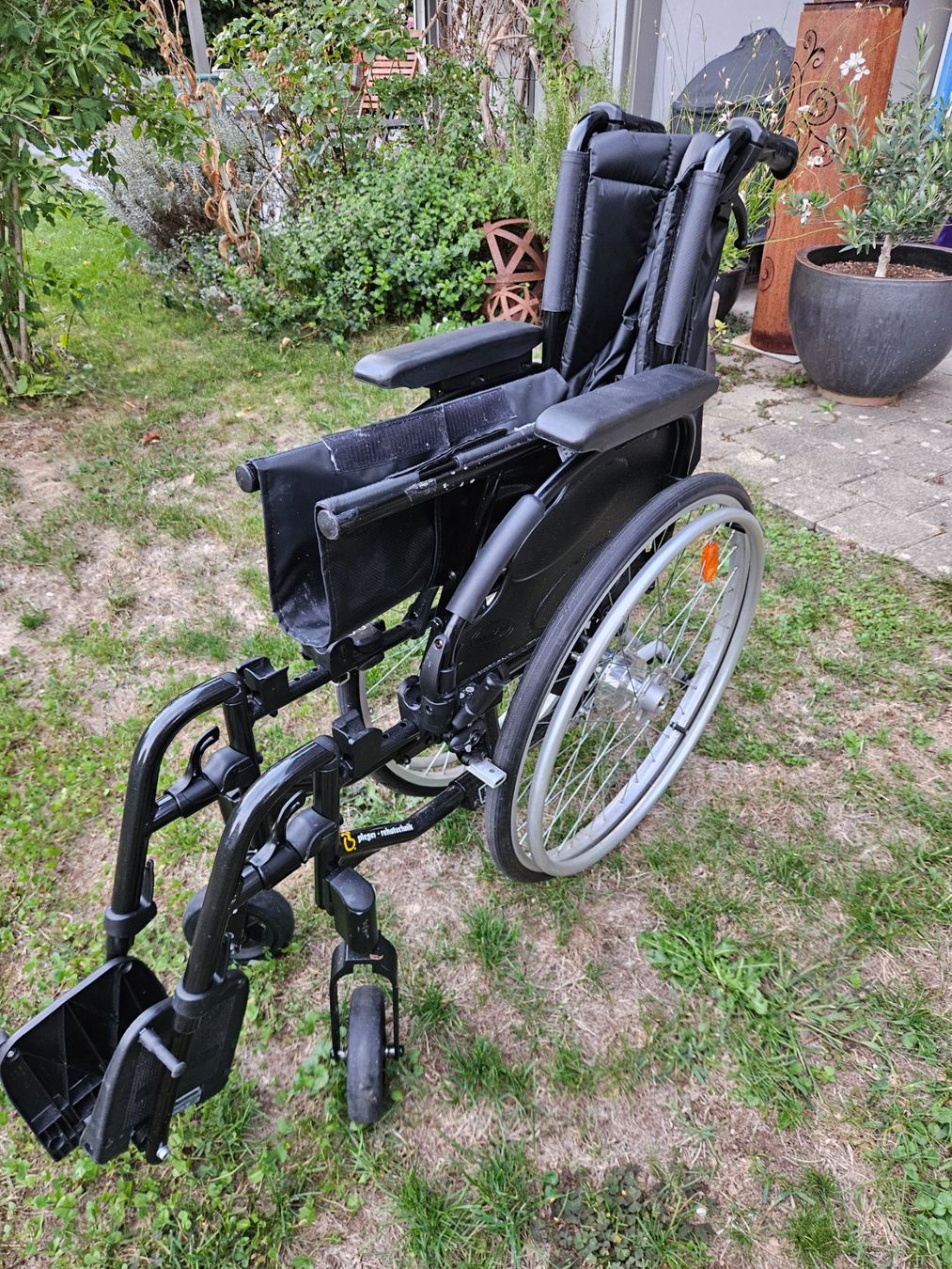 Rollstühle: Rollstuhl klappbar invacare – Gebraucht aus Illnau von hei_xfr5 4