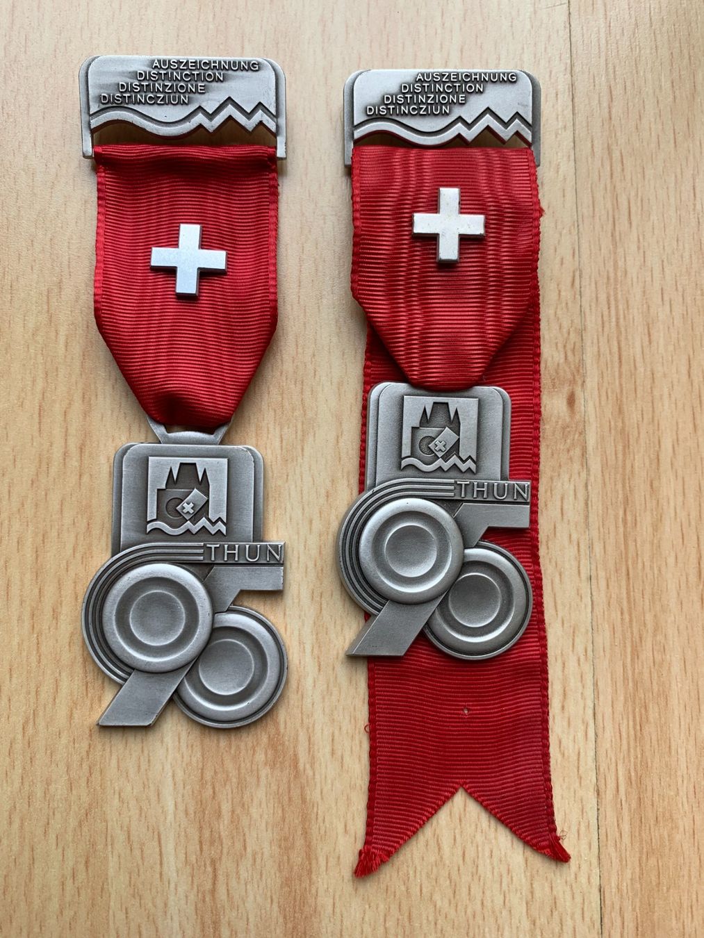 Medaglie: Schützenabzeichen Eidg. Schützenfest 1995 Thun – Usato da Sarmenstorf venduto da habasa