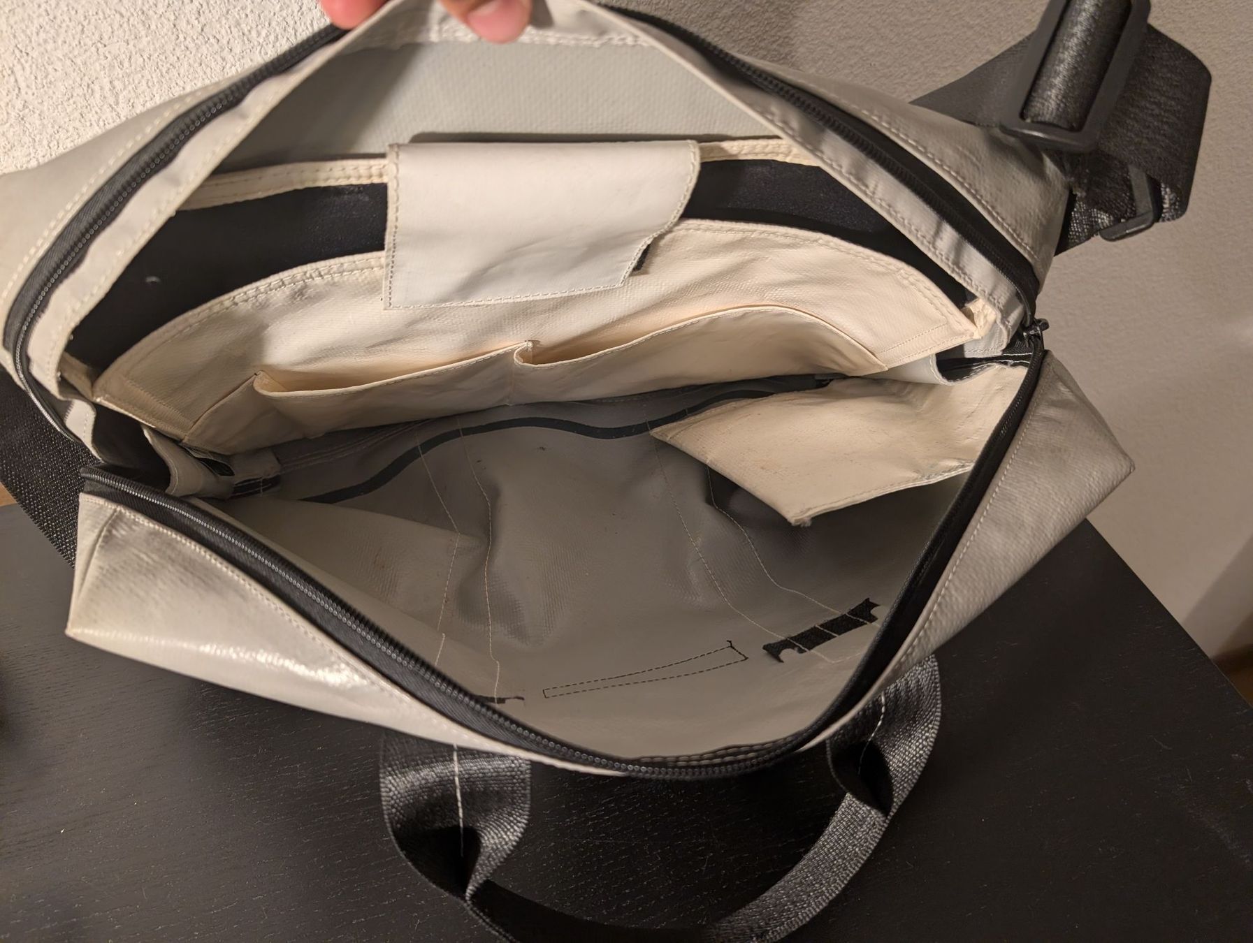 Freitag Borse: FREITAG Shoulder Bag Grey  – Usato da Zürich venduto da dav_hp2n 2