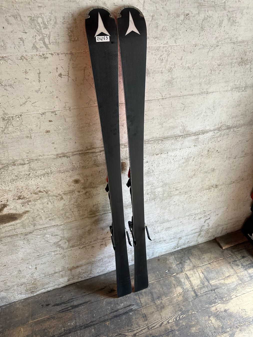 Atomic Skis: Atomic Redster S9 Ski 165CM – D'occasion à Emmenbrücke par karkarkar 6