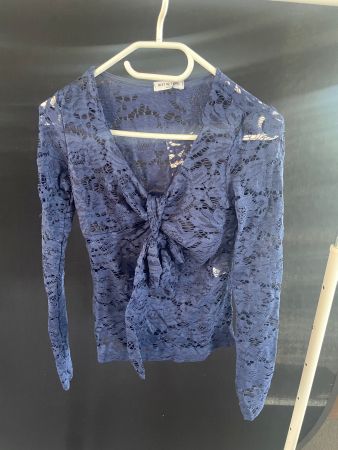Dunkelblaues Spitzenoberteil, Grösse XXS/XS, Neu mit Etikett