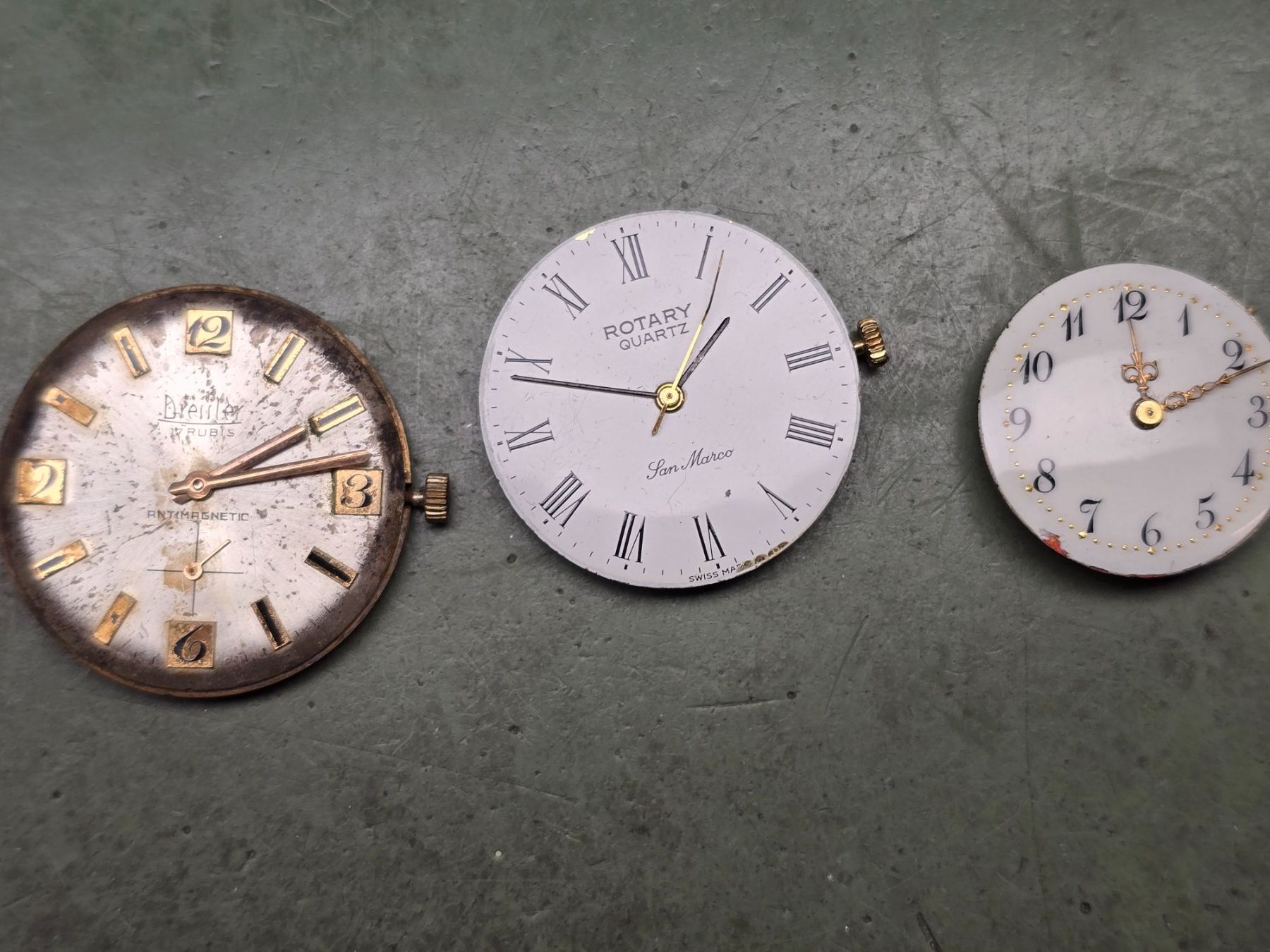 Orologi: Lot de 3 mouvements – Difettoso da Tramelan venduto da Nirdan 1