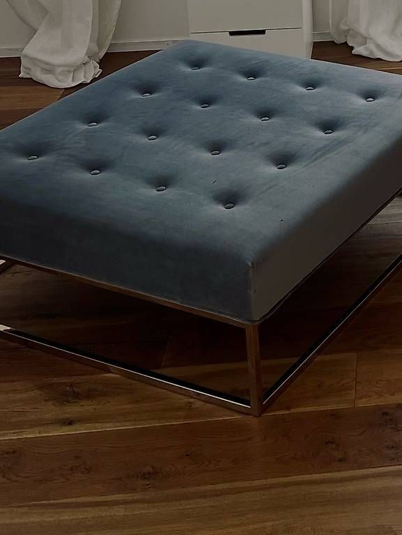 Hocker: Polsterhocker – Neu und originalverpackt aus Kreuzlingen von jul_7bhp