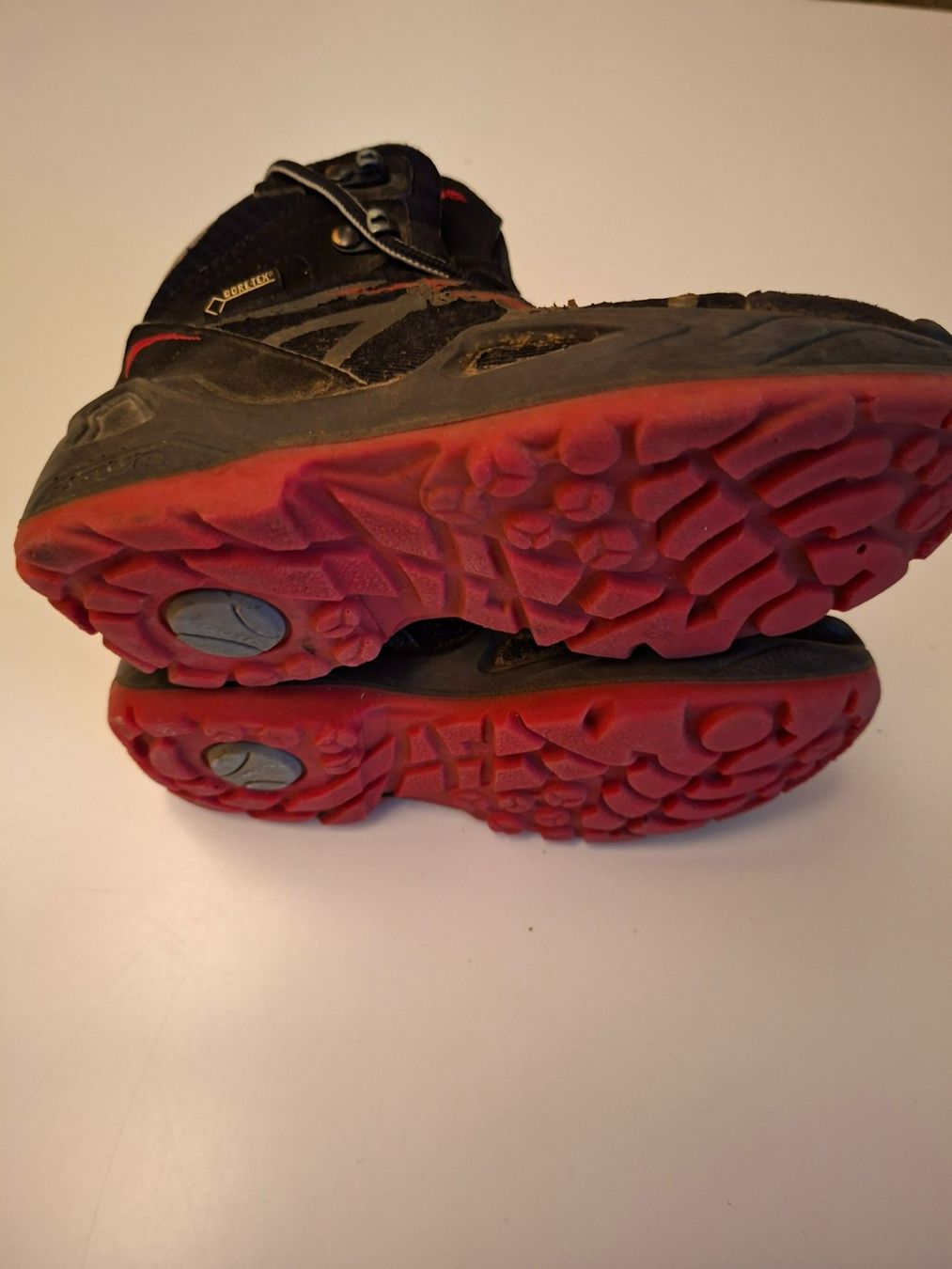 Lowa Scarpe da uomo: Wanderschuhe Lowa – Usato da Lohn SH venduto da Zwierbel 1