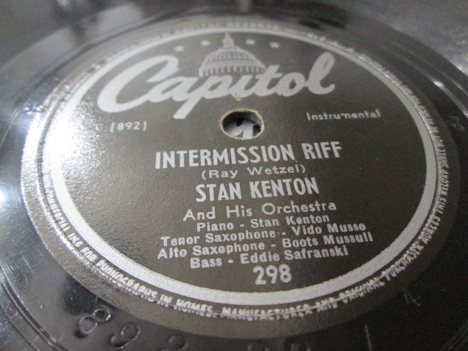 Vinyles: DISQUES 78 TOURS – D'occasion à Lausanne par Leag