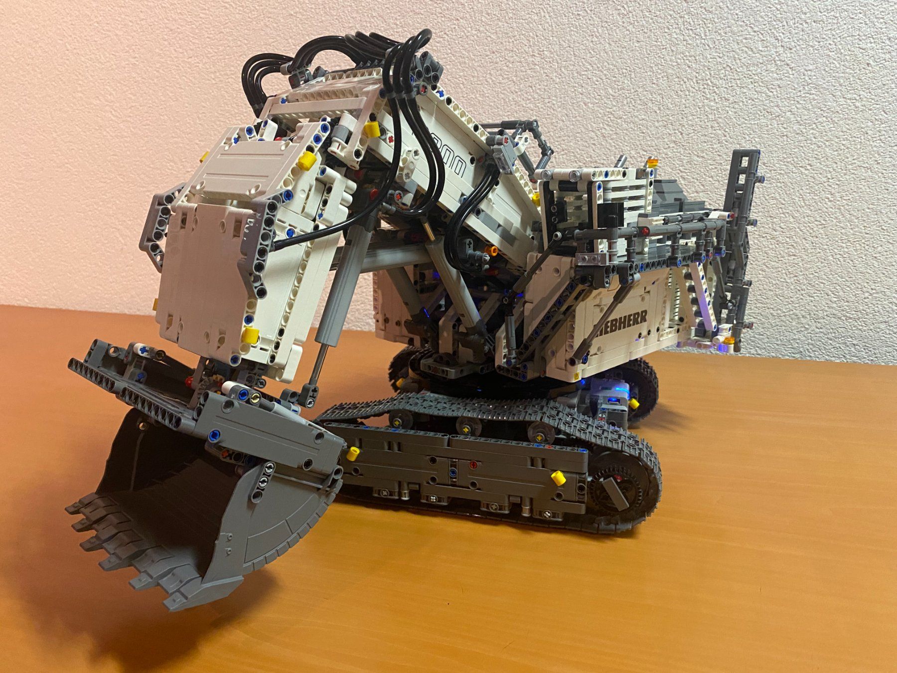 Technics Baukästen: LEGO 42100 Liebherr 9800 – Gebraucht aus Sirnach von Giordi1