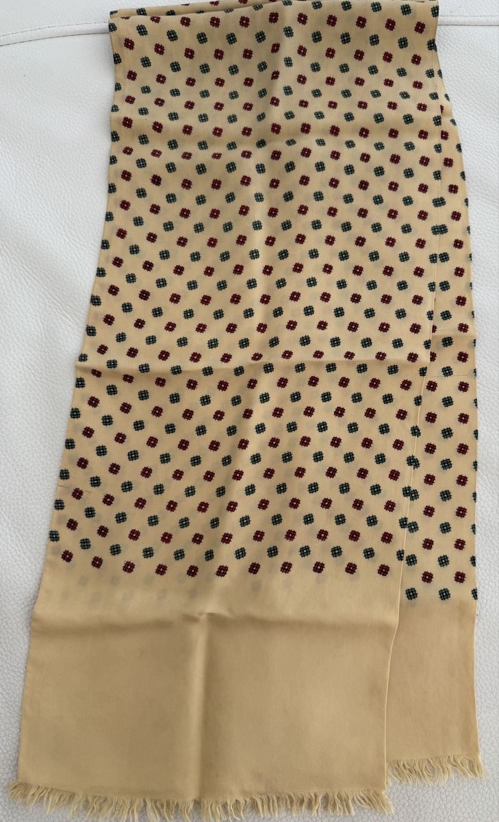 Foulards, Tücher & Schals: Seiden Schal 🌸 – Gebraucht aus Opfikon von Luis144 2