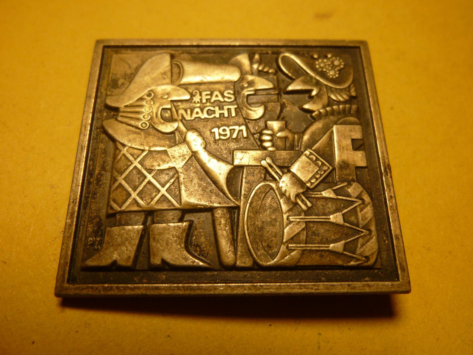 Plaketten & Abzeichen: BASEL 1971 SILBER – Gebraucht aus Ried (Muotathal) von Mandarin02
