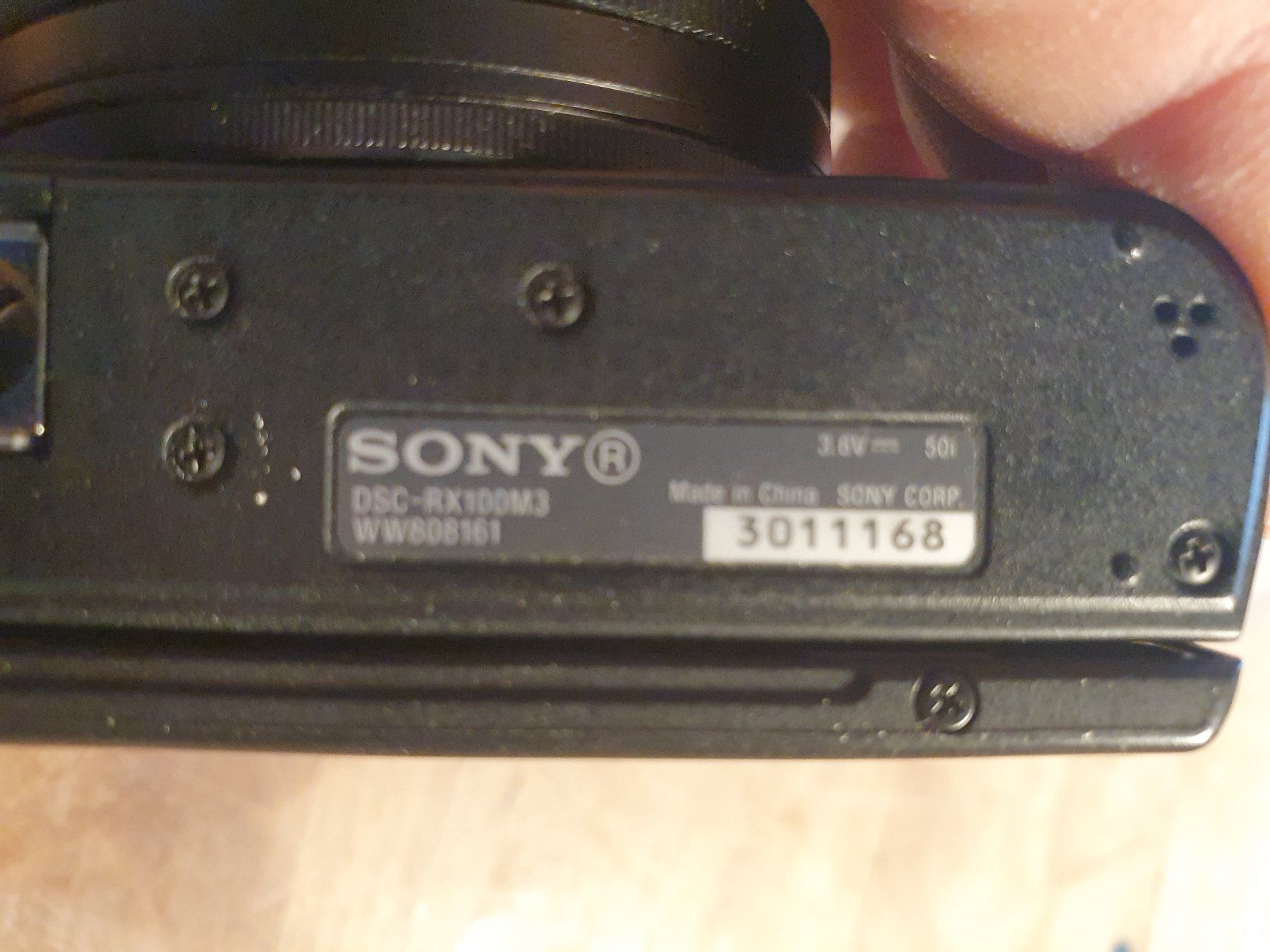 Sony Fotocamera: Sony Digitalkamera RX100 III – Usato da Zürich venduto da loosebone 3