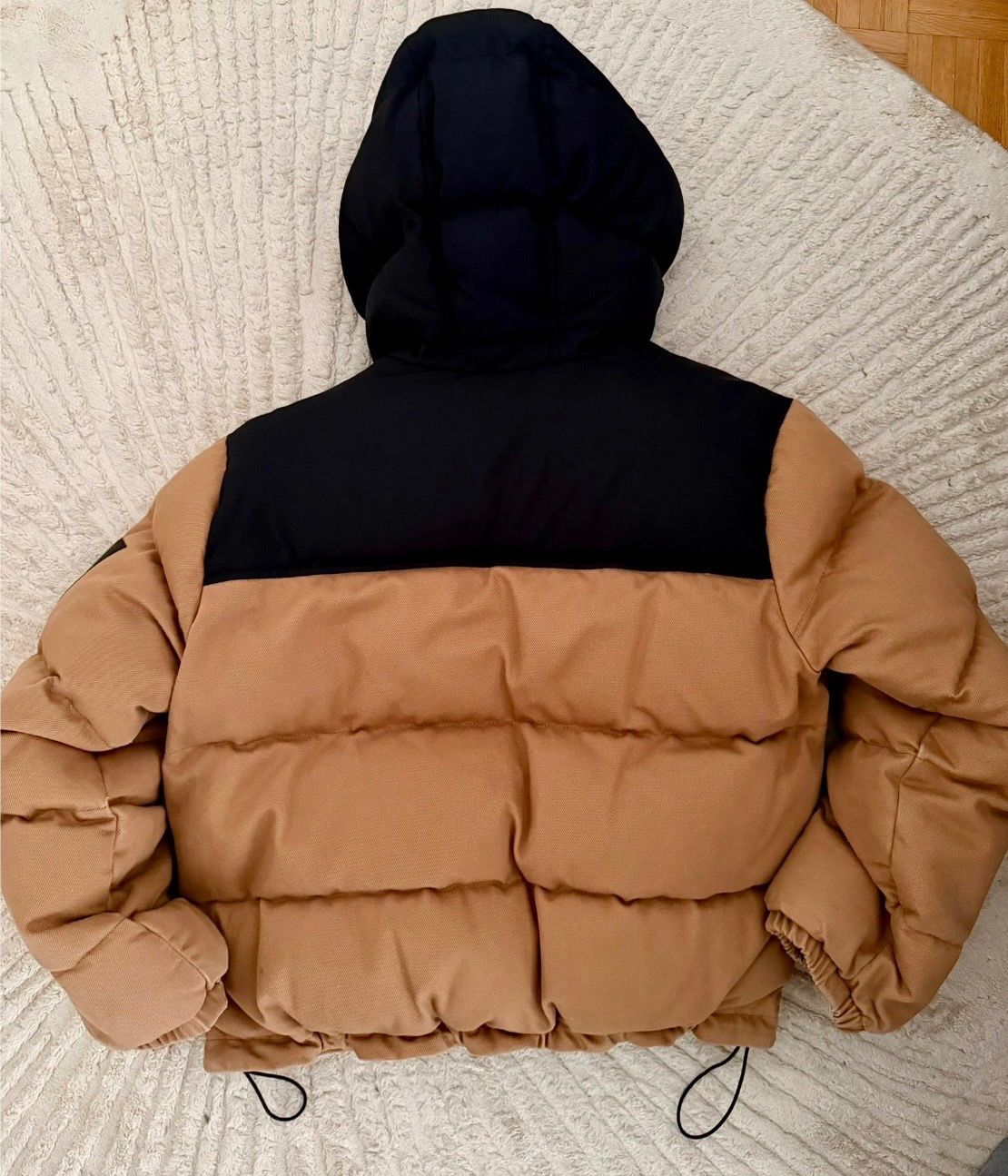 Alexander Wang Giacche: Alexander Wang Puffer Jacket, Size S – Nuovo (secondo la descrizione) da Genève venduto da kam_m6mq 5