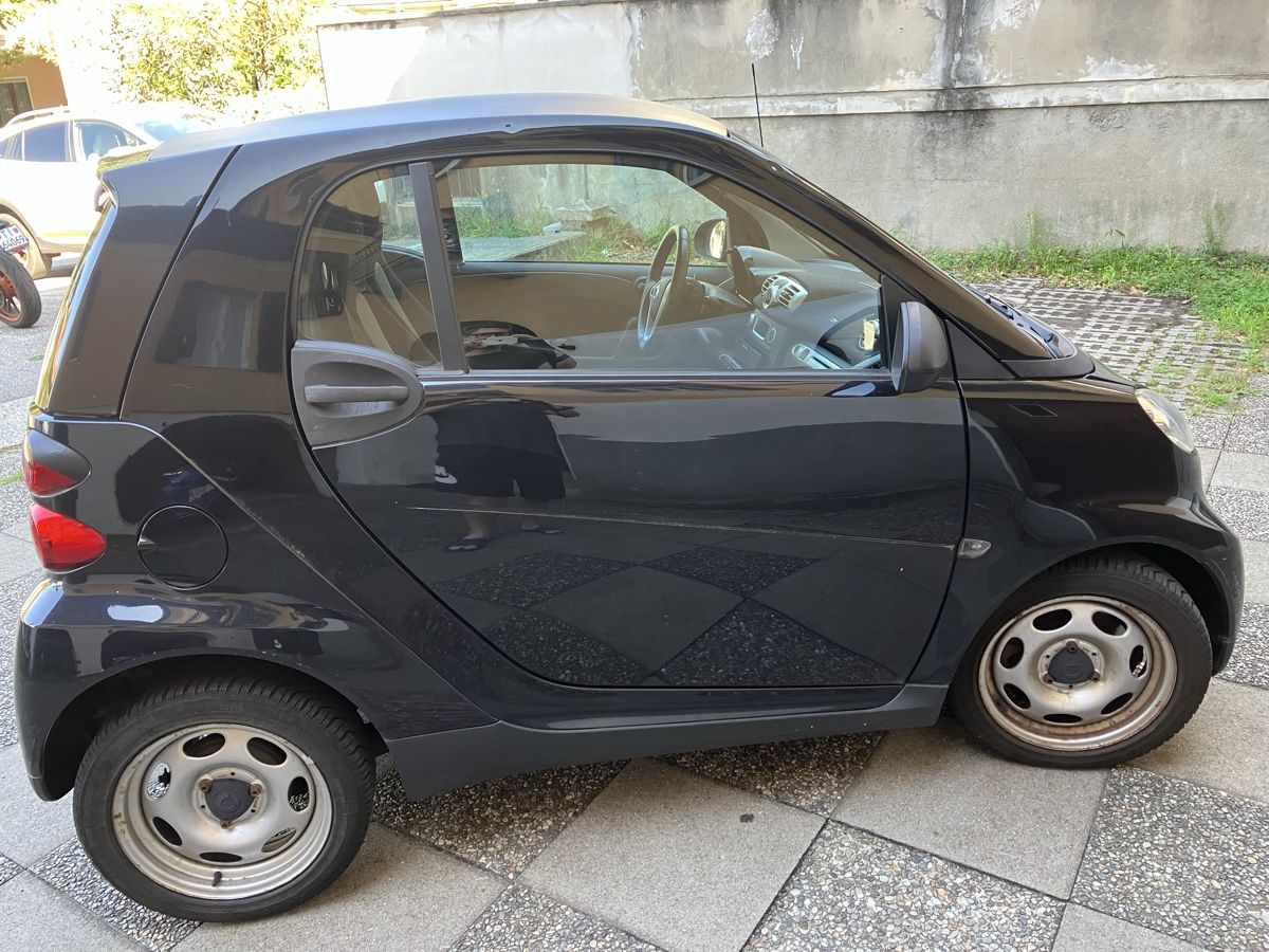 Smart Autos: Smart Fortwo Coupè – Gebraucht aus Bellinzona von jon_y6bq 2