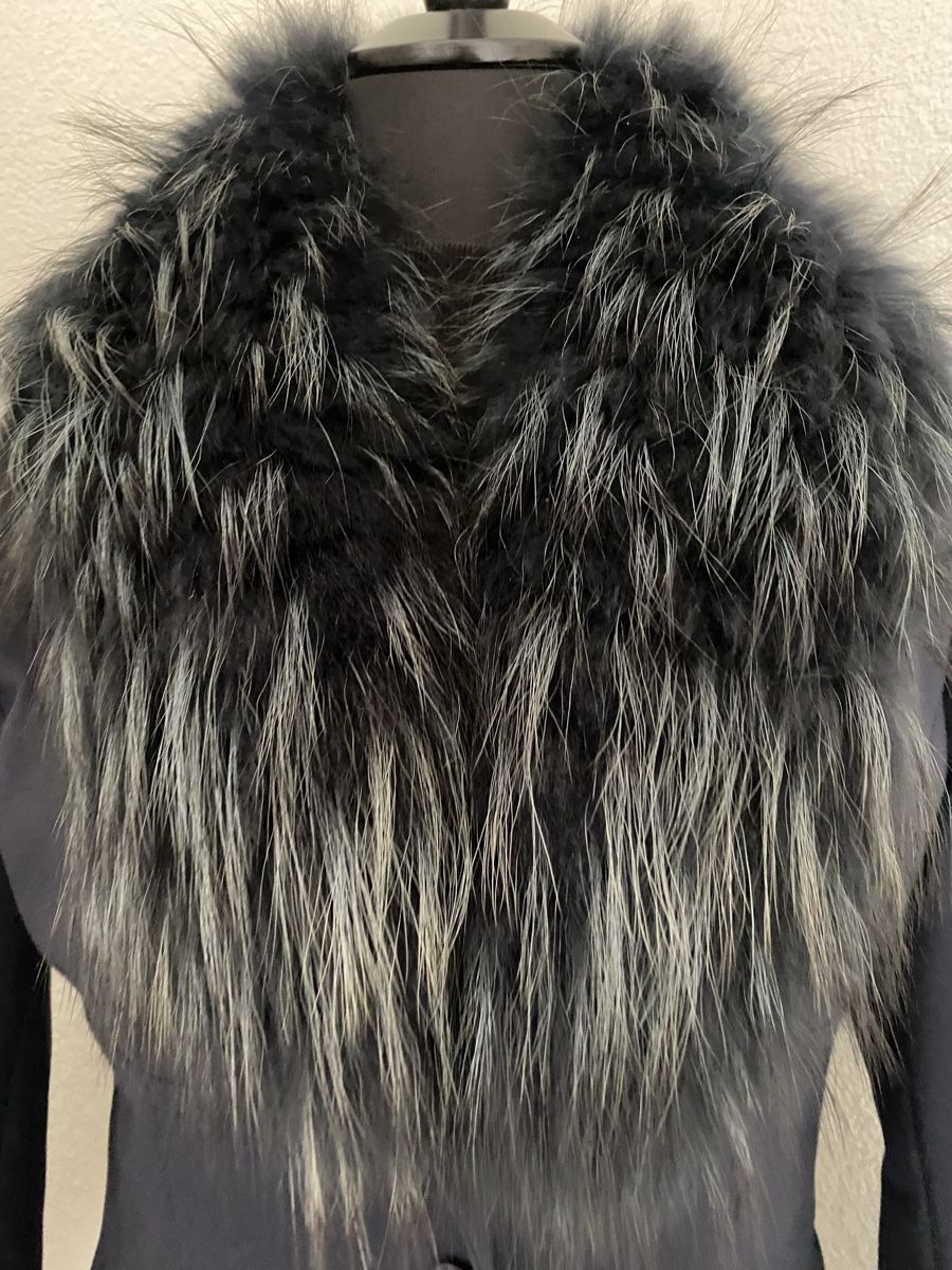 Vestes: Blazer mit Pelz Kragen in Gr. 36 – D'occasion à Olten par ale_nb2x 2
