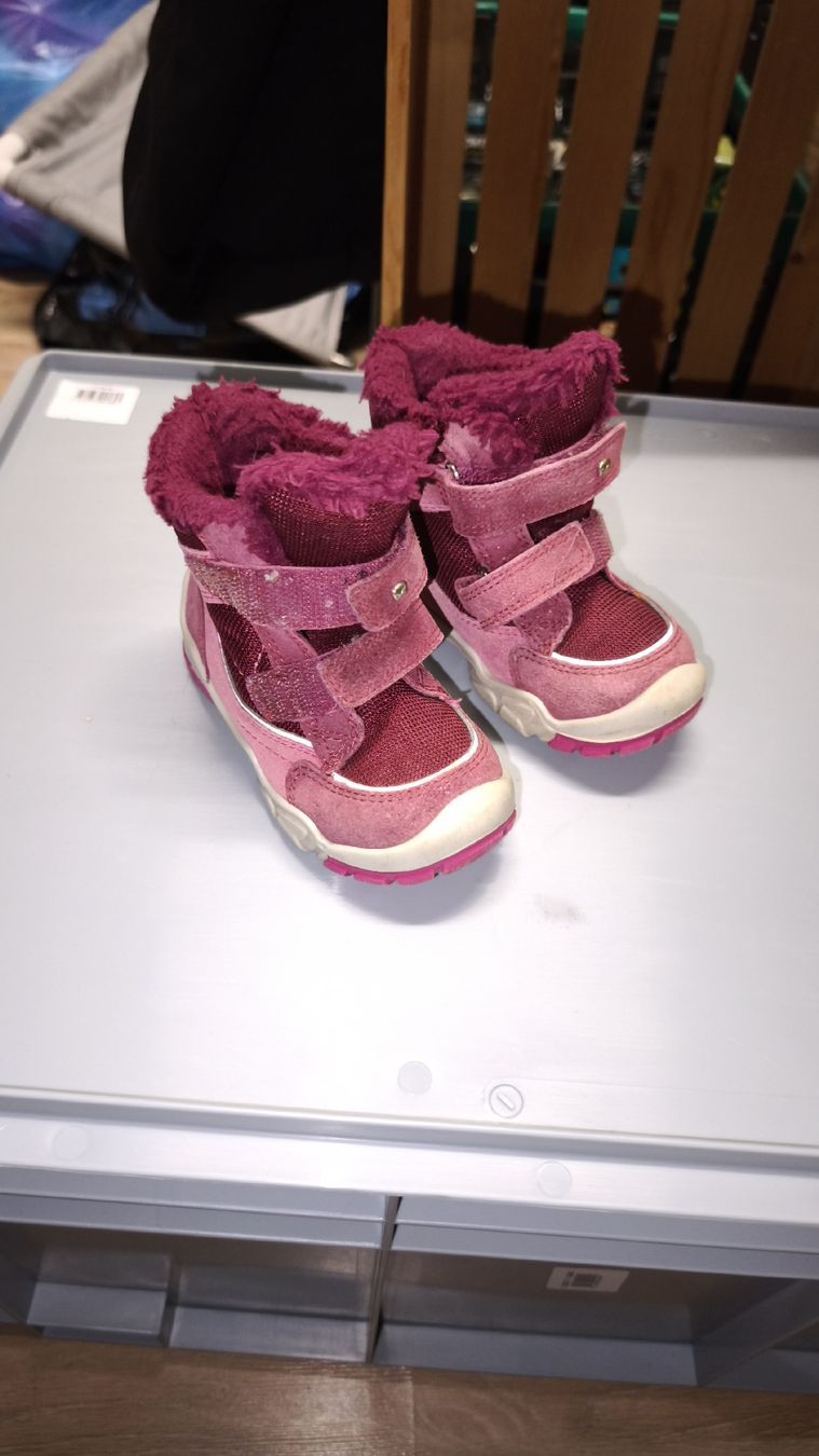 Elefanten Scarpe per ragazze: Kinderschuhe Elefanten 22 – Usato da Gränichen venduto da H-wie-Holzig