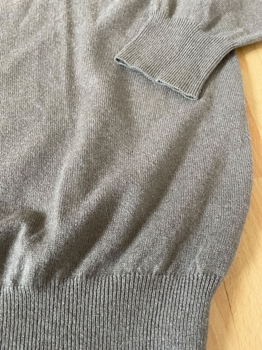 Maglioni & Felpe: Pull Sergio cachemire col V taille 56 XL gris clair – Nuovo (secondo la descrizione) da Vuippens venduto da ale_6gkb 6