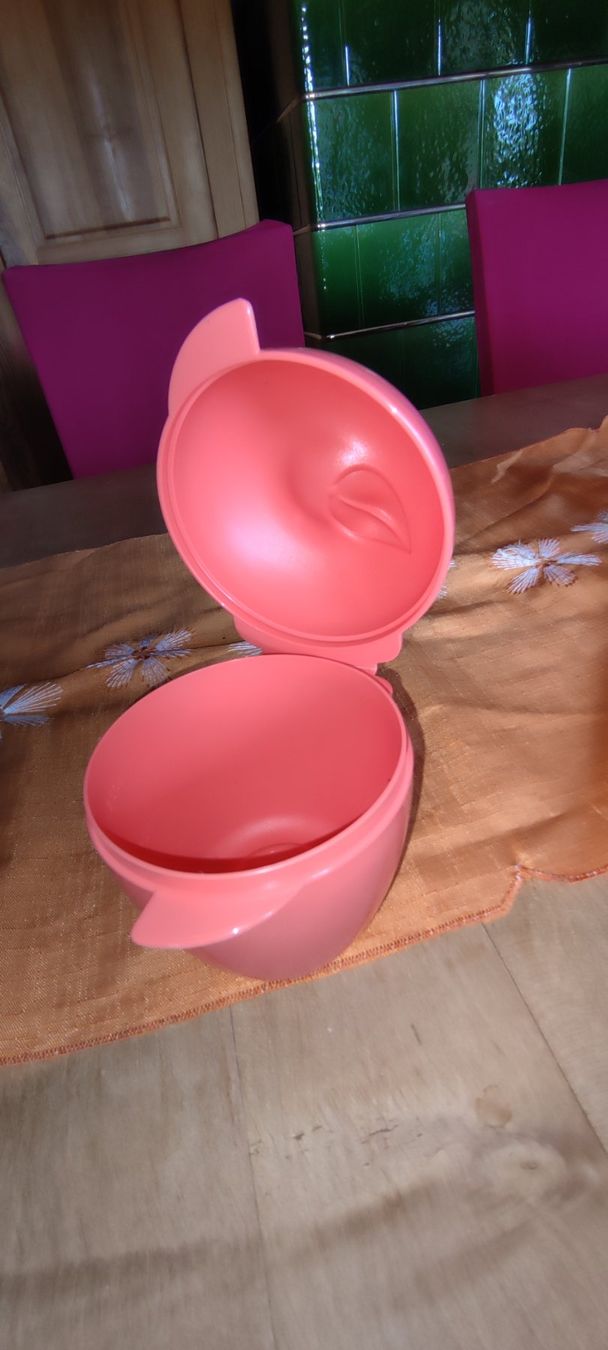 Tupperware Contenitori & Simili: Tupper Snackbehälter für rundes Obst – Nuovo e nell'imballaggio originale da Schweizersholz venduto da fuchs06 1