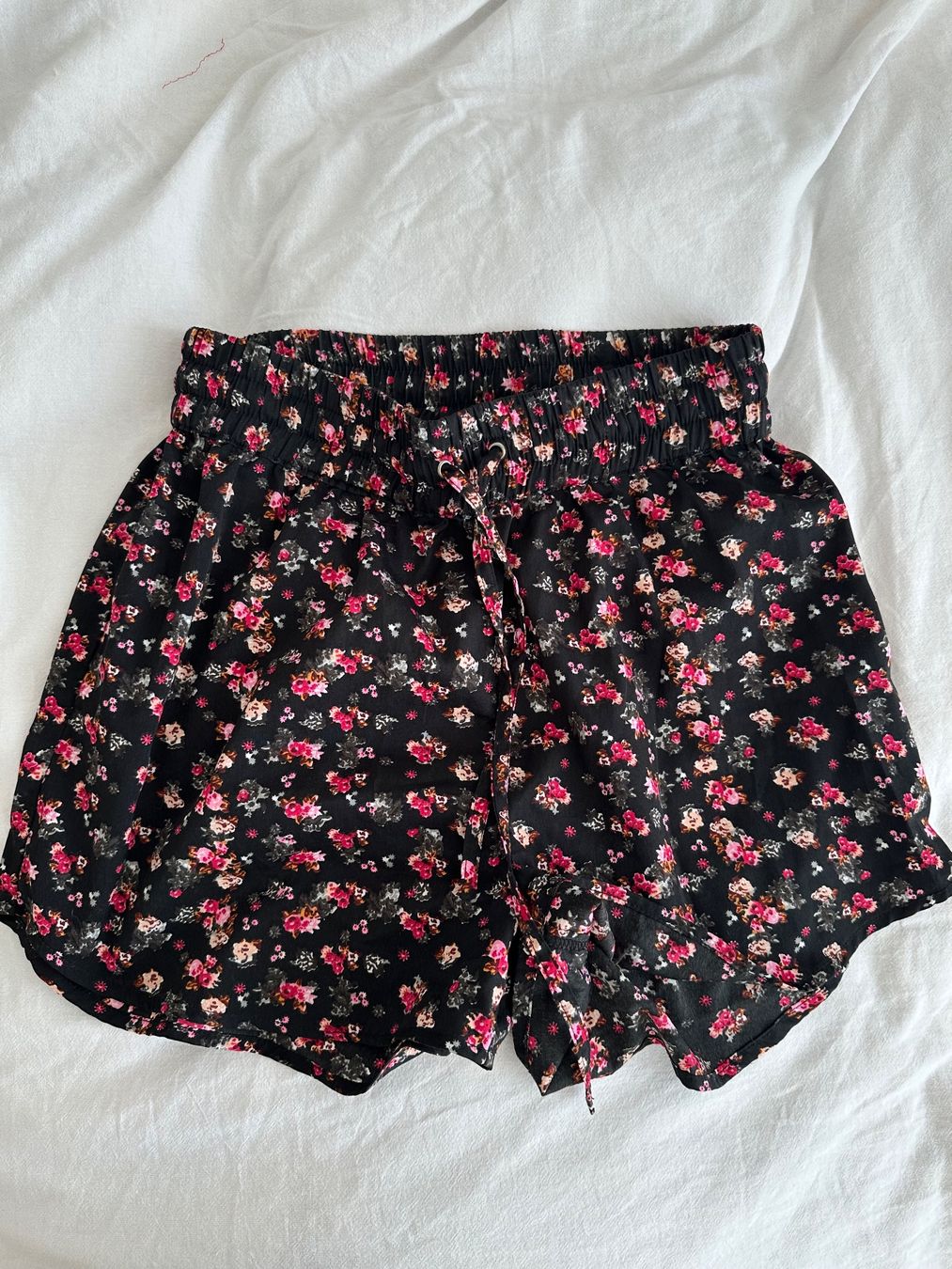 Hosen: 3er Set Shorts, Grösse XS-S – Gebraucht aus Bern von jxenna 2