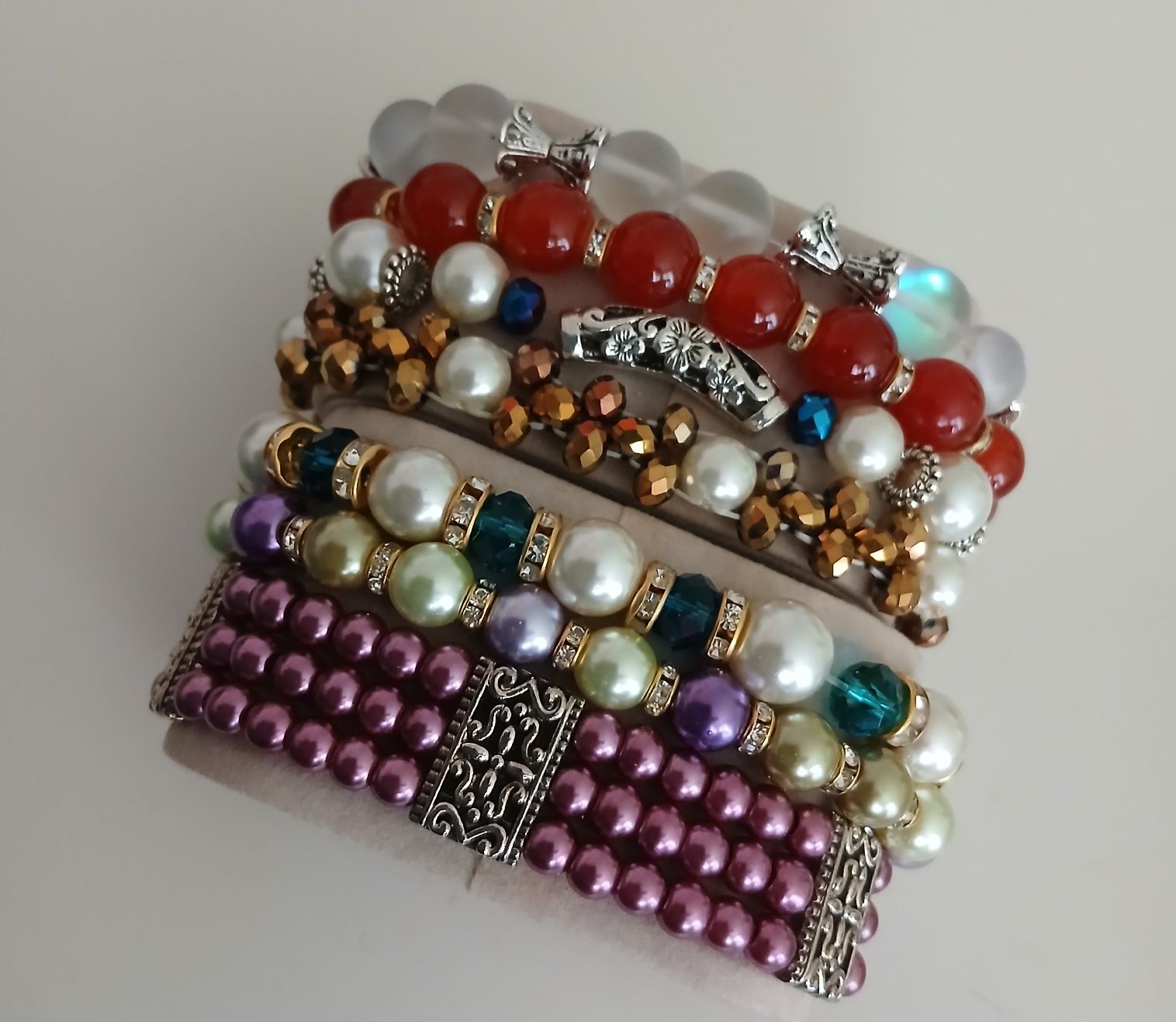Armbänder & -reifen: 7 Armbänder Handarbeit – Neu und originalverpackt aus Stansstad von mikamo