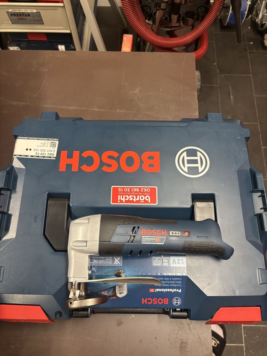 Busch Tutte le macchine: Bosch Professional Blechschere GSC 12V-13 Neu – Nuovo (secondo la descrizione) da Zufikon venduto da Woodworkdm 1
