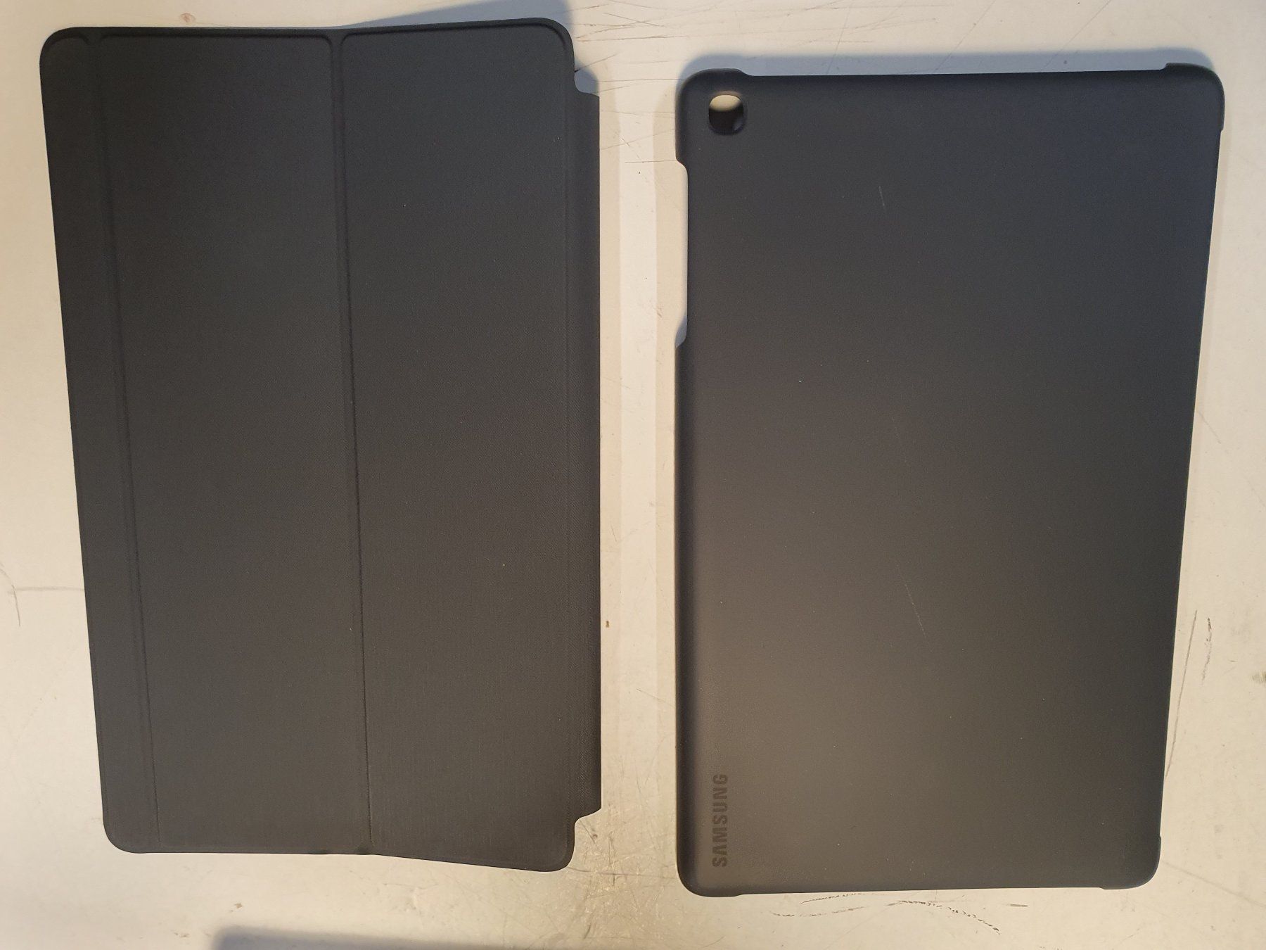 Samsung Covers & Borse: Galaxy Cover Tab A 2019, 10.1 – Usato da Zürich venduto da loosebone 6