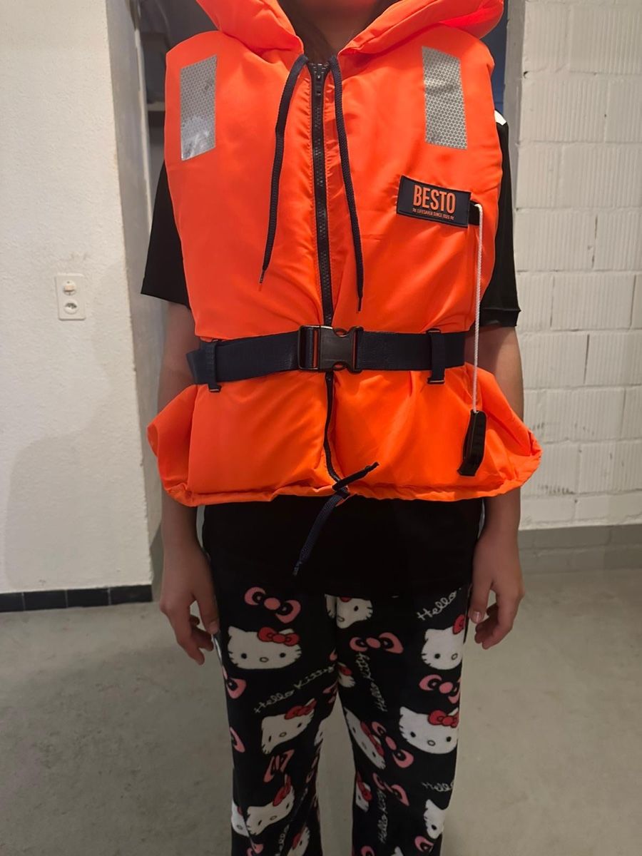 Gilets de sauvetage: Rettungsweste – Neuf (Voir description) à Neuenegg par mihrigul 1