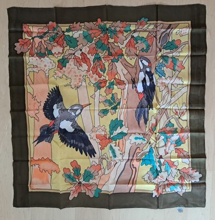 Seidentuch Halstuch Specht Motiv handgemacht 90x90cm neu